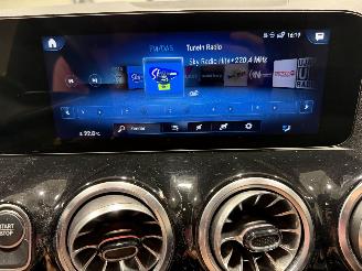 Mercedes EQA 250 67kWh 140kW Business Solution Luxury picture 21