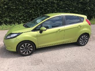 Coche accidentado Ford Fiesta 1.6 tdci econetic 2011/4