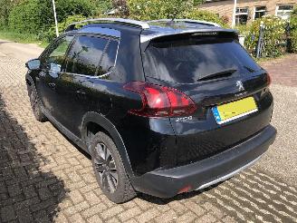 Coche accidentado Peugeot 2008 1.2 pure tech GT-LINE 2020/1