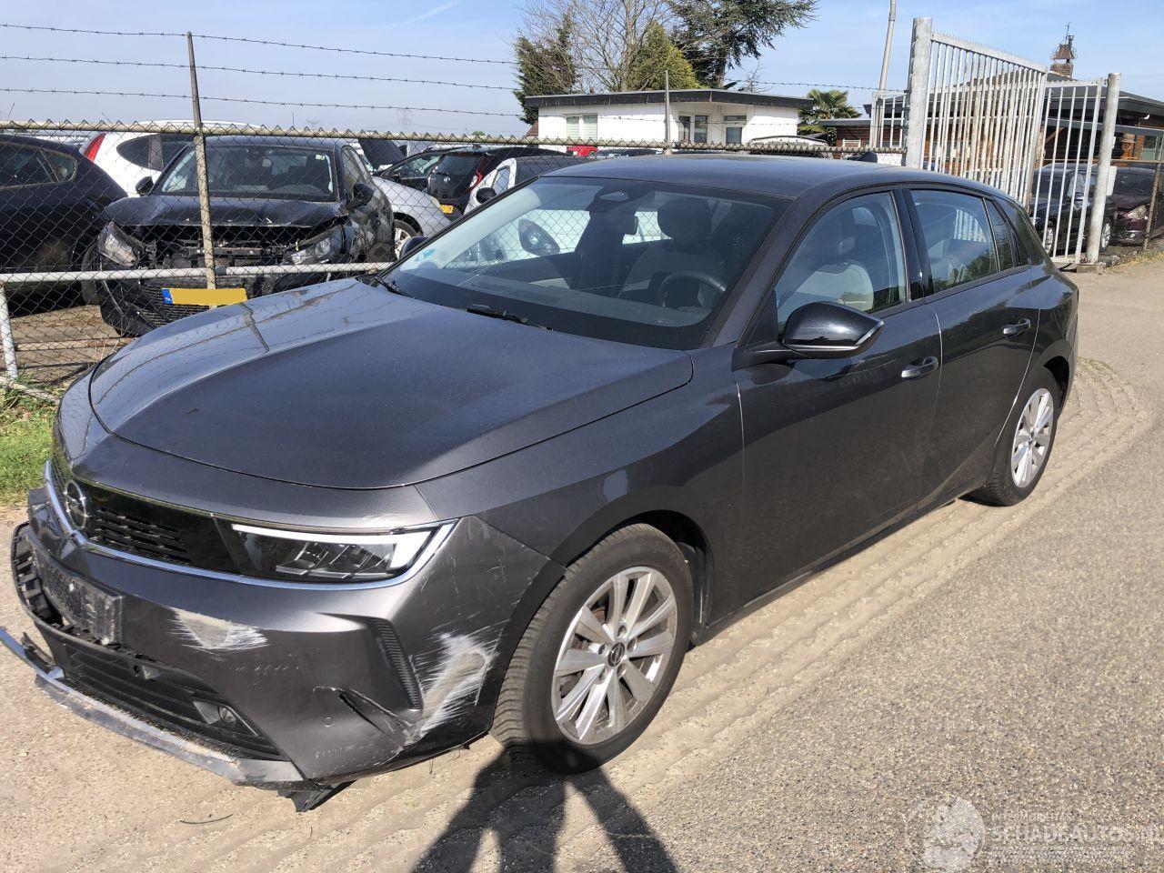 Opel Astra Astra 1.2 Edition