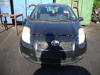 Toyota Yaris  picture 2