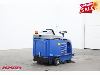   95 BJ 2022 33Hrs! Kehrmaschine / Veegmachine picture 3