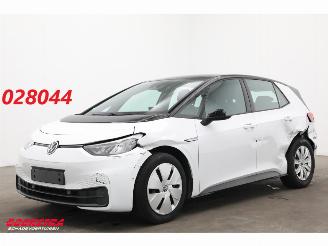 Unfallwagen Volkswagen ID.3 Pro 58 kWh ACC 360° 24.067 km! 2023/2