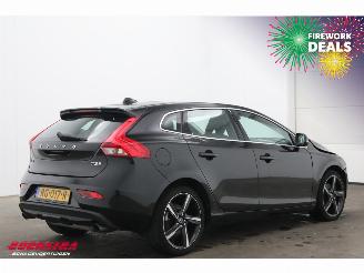 Volvo V-40 2.0 T3 Aut. Nordic+ Pano LED Memory Leder Camera SHZ picture 3