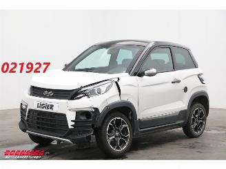 skadebil brommobiel Ligier  JS60 Chic Airco Leder Bluetooth 12.980 km! 2020/12