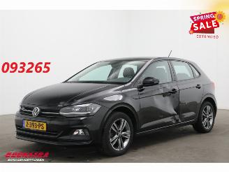 damaged passenger cars Volkswagen Polo 1.0 TSI DSG Highline R-Line Apple/Android Clima Cruise Camera SHZ 2021/6