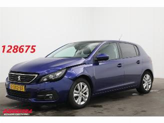 Unfallwagen Peugeot 308 1.2 PT Executive Pano Apple/Android Navi Cruise AHK 55.834 km! 2020/7