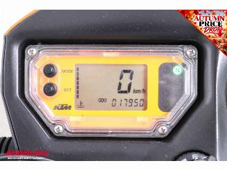 KTM  990 SuperDuke Akrapovic 17.936 km! picture 11