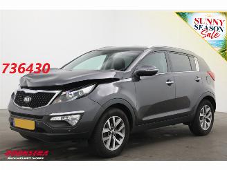 Vaurioauto  passenger cars Kia Sportage 1.6 GDI X-treme ComfortLine Leder Navi Clima Cruise Camera SHZ PDC AHK 2015/12