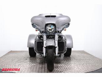 Harley-Davidson  FLHTCUTG Tri Glide Ultra Classic 5HD! LED ABS Cruise Reverse 28.802 km! picture 6