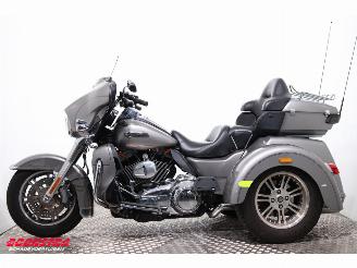 Harley-Davidson  FLHTCUTG Tri Glide Ultra Classic 5HD! LED ABS Cruise Reverse 28.802 km! picture 5