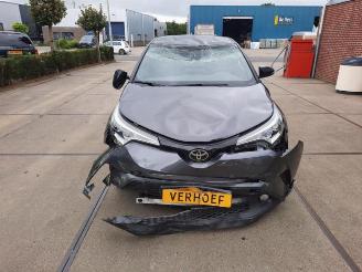 Toyota C-HR C-HR (X1,X5), SUV, 2016 1.2 16V Turbo picture 2