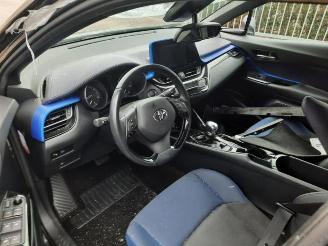 Toyota C-HR C-HR (X1,X5), SUV, 2016 1.2 16V Turbo picture 6