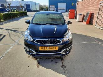 Vrakbiler auto Mitsubishi Space-star  2018/11