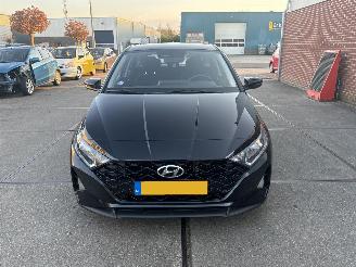 skadebil auto Hyundai I-20  2021/10