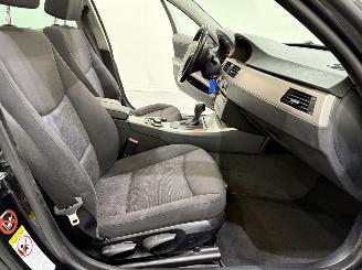 BMW 3-serie Touring 320i Executive Aut picture 14
