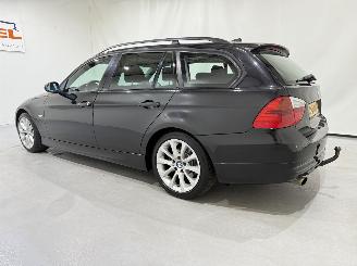 BMW 3-serie Touring 320i Executive Aut picture 4