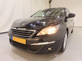 Peugeot 308 HB 1.2 Blue Lease Exe. Pano picture 30