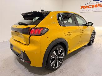 Peugeot 208 1.2 GT 130 Automaat picture 6