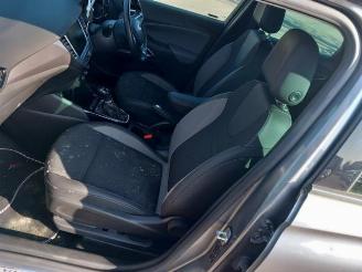 Opel Crossland Crossland (X), SUV, 2017 1.2 12V Euro 6 picture 12