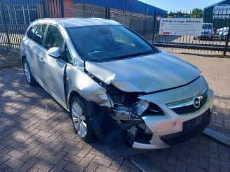 Auto da rottamare Opel Astra Astra J Sports Tourer (PD8/PE8/PF8), Combi, 2010 / 2015 1.4 Turbo 16V 2012/2