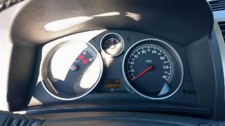 Opel Zafira  picture 31