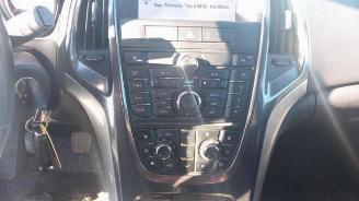 Opel Astra Astra J Sports Tourer (PD8/PE8/PF8), Combi, 2010 / 2015 1.4 Turbo 16V picture 18