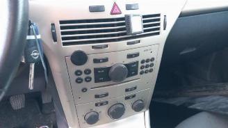 Opel Astra Astra H (L48), Hatchback 5-drs, 2004 / 2010 1.6 16V picture 18