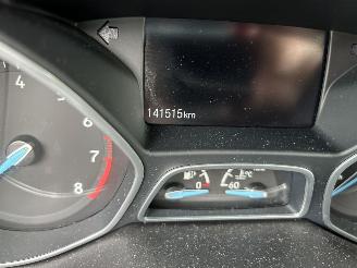 Ford Focus 1.0   5 Drs picture 2