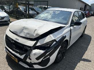 Peugeot 308 SW 1.2 PureTech Active Pack Business picture 1