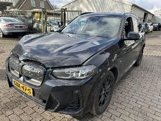 Coche accidentado BMW iX3 High Executive Edition  3355 Km  ( nw prijs 78000,00 )  Leer- Panoramadak 2024/12