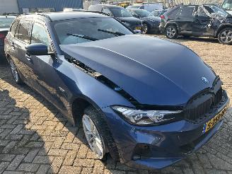 Vrakbiler auto BMW 3-serie 320e  Hybrid Automaat Stationcar 2023/3