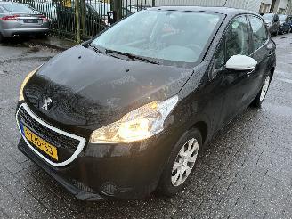 skadebil auto Peugeot 208 1.0   5 Drs   ( Motorschade ) 2015/1