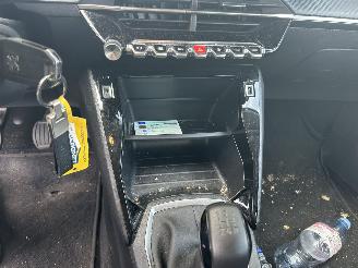 Peugeot 208 1.2 PureTech   5 Drs picture 11