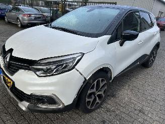 Coche accidentado Renault Captur 1.2 Intens  Automaat    ( 47309 Km ) 2018/6