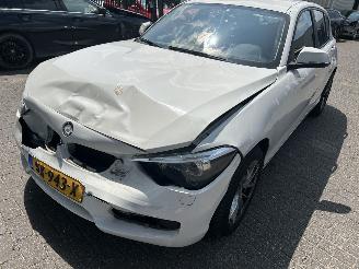 skadebil auto BMW 1-serie 116i 2014/12