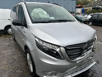 Mercedes eVito Electric Dubbel Cabine Automaat Lang  66 KWh picture 3