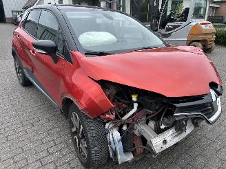 Renault Captur 1.2 TCe X Mod   Automaat-Leer picture 3