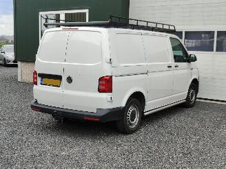 Volkswagen Transporter 2.0TDI AUT. 3persoons Highline Navi Clima picture 4