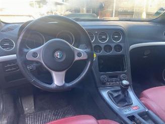 Alfa Romeo Spider Spider (939), Cabrio, 2006 / 2011 2.4 JTDM 20V picture 7