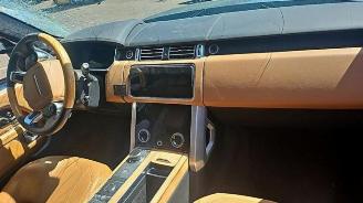 Land Rover Range Rover Range Rover IV (LG), Terreinwagen, 2012 / 2021 4.4 SDV8 32V picture 15