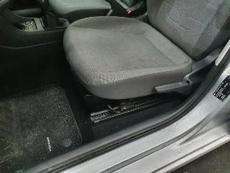 Volkswagen Up! Move BlueMotion picture 25