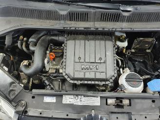 Volkswagen Up! High Up! picture 21