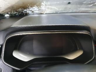 Renault Clio Mk5 BJA 1.0TCe 100 RS Line picture 21