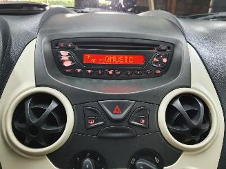 Ford Ka 1.2 Limited picture 12