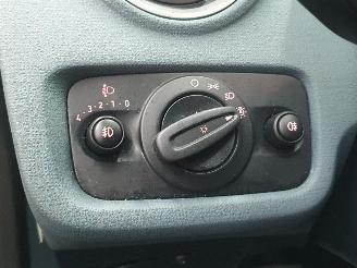 Ford Fiesta 1.25 Titanium picture 9