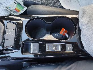 Peugeot 2008 P24E GT 1.2P Aut. picture 32