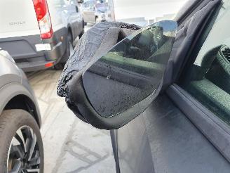 Peugeot 2008 P24E 1.2P Aut picture 12