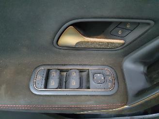 Mercedes Cla-klasse 118 CLA220 Shooting Brake picture 23