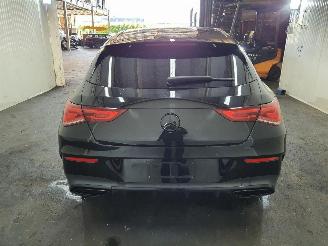 Mercedes Cla-klasse 118 CLA220 Shooting Brake picture 5